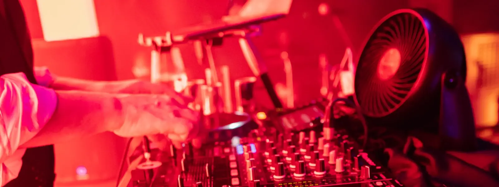 A turntable under red light